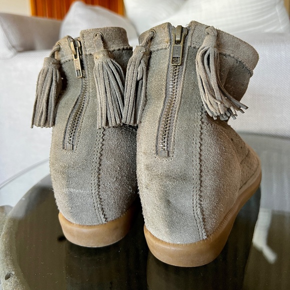 Isabel Marant Grey Cut Out Suede Tassel Embellished "Beslay" Wedge Ankle Boots - Picture 3 of 9